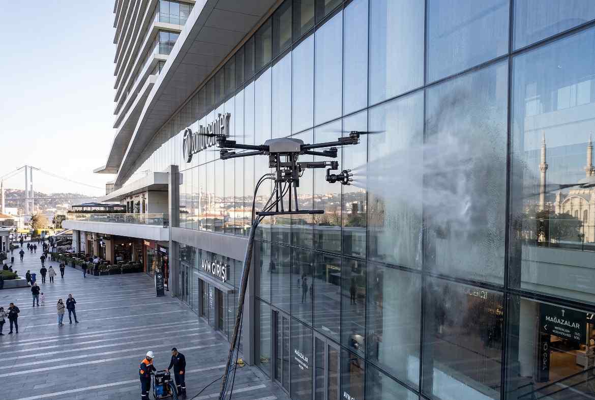 Drone ile Maltepe dış cephe cam temizliği